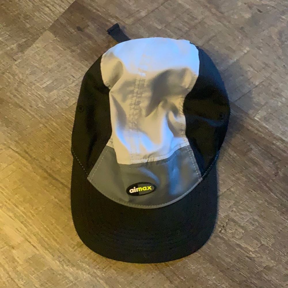 Airmax hat